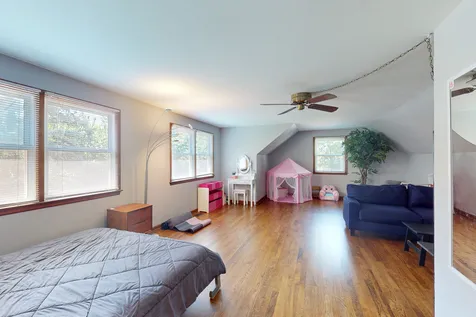 315 East Reseda Parkway Palatine IL 60067
