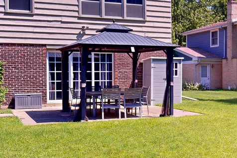 315 East Reseda Parkway Palatine IL 60067