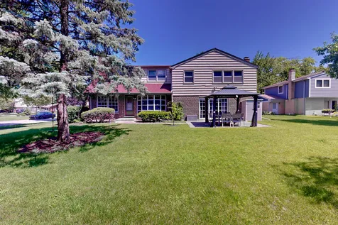 315 East Reseda Parkway Palatine IL 60067