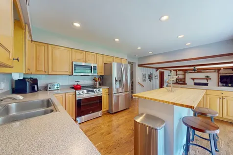 315 East Reseda Parkway Palatine IL 60067