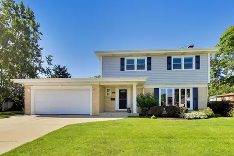 2505 East Mayfair Road Arlington Heights IL 60004