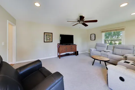 2505 East Mayfair Road Arlington Heights IL 60004