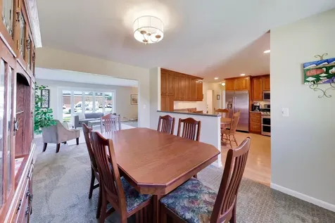 2505 East Mayfair Road Arlington Heights IL 60004