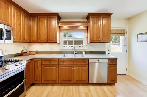 2505 East Mayfair Road Arlington Heights IL 60004
