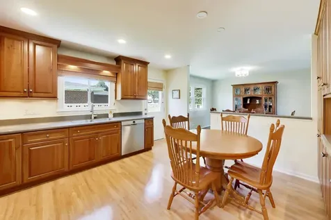 2505 East Mayfair Road Arlington Heights IL 60004