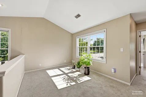 1809 Moore Court St. Charles IL 60174