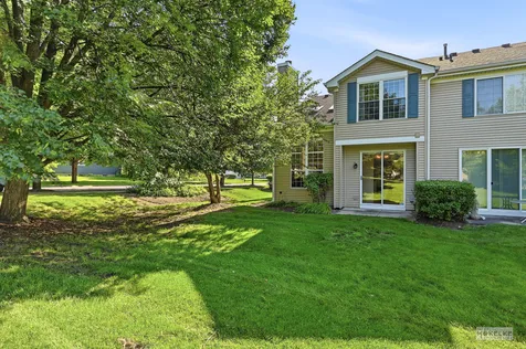 1809 Moore Court St. Charles IL 60174
