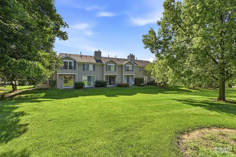 1809 Moore Court St. Charles IL 60174