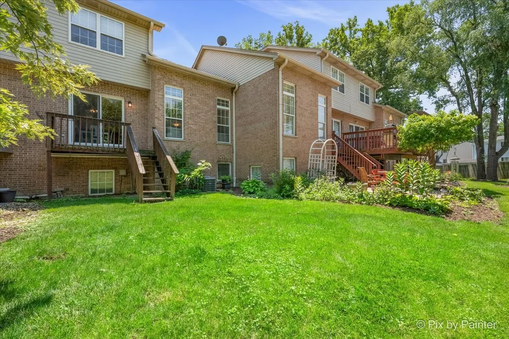 624 Daisy Lane Roselle IL 60172