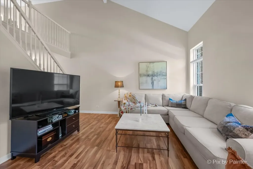 624 Daisy Lane Roselle IL 60172
