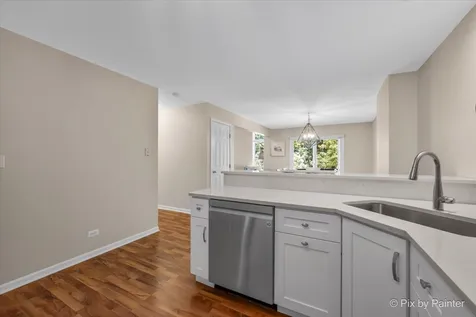 624 Daisy Lane Roselle IL 60172