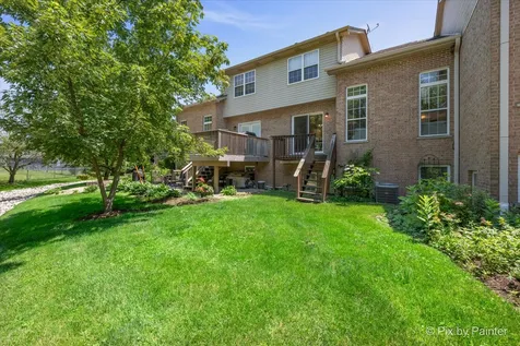 624 Daisy Lane Roselle IL 60172