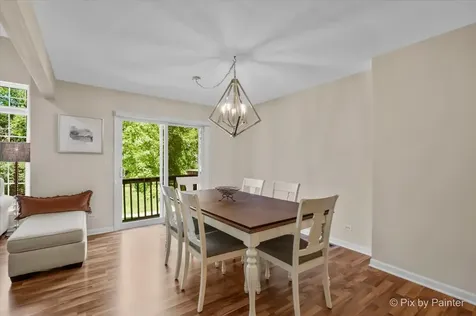 624 Daisy Lane Roselle IL 60172