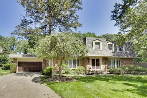 839 Edgewood Court Highland Park IL 60035