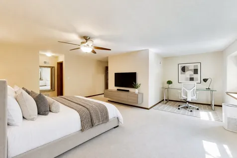 839 Edgewood Court Highland Park IL 60035