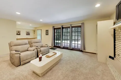 839 Edgewood Court Highland Park IL 60035