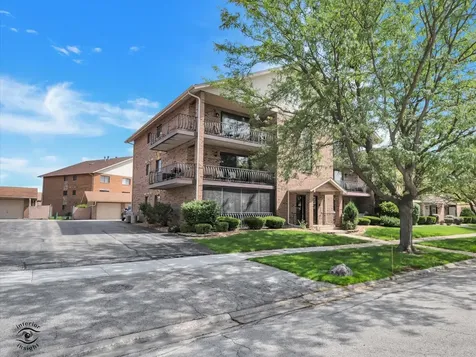 8124 West 169th Street Tinley Park IL 60477