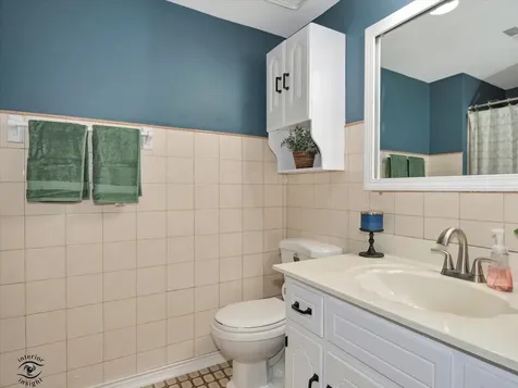 8124 West 169th Street Tinley Park IL 60477