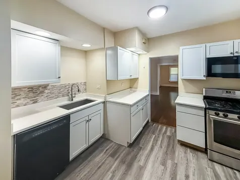 525 North Taylor Avenue Oak Park IL 60302