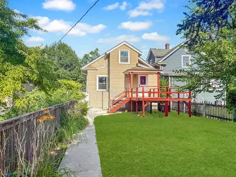525 North Taylor Avenue Oak Park IL 60302