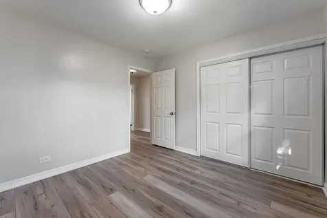 1951 Georgetown Lane Hoffman Estates IL 60169
