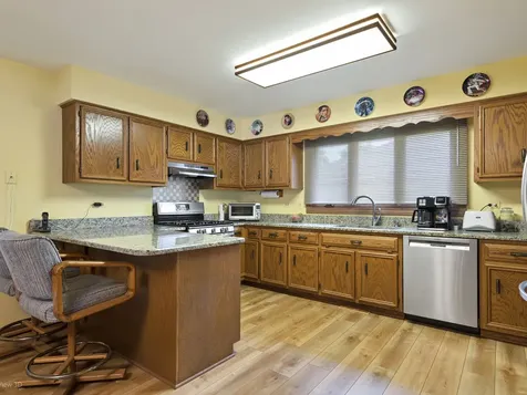5327 Forest Trail Oak Forest IL 60452
