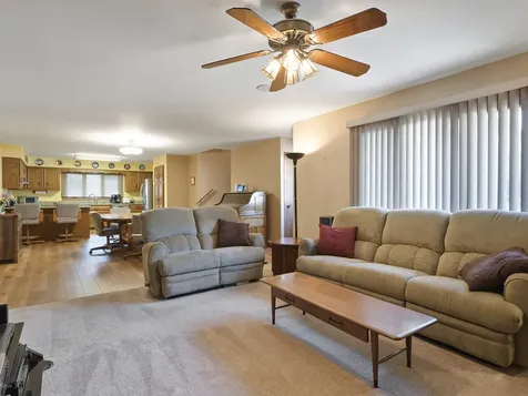 5327 Forest Trail Oak Forest IL 60452
