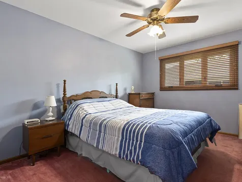 5327 Forest Trail Oak Forest IL 60452