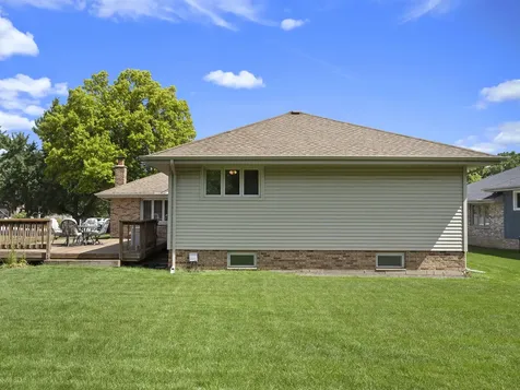 5327 Forest Trail Oak Forest IL 60452