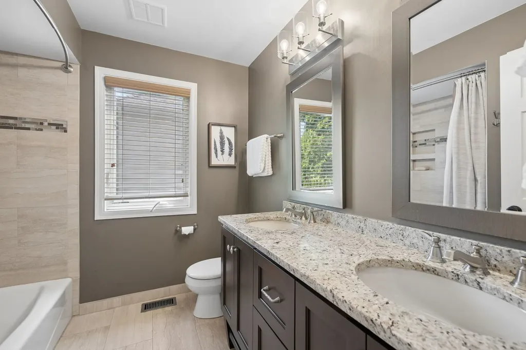 5401 Challen Place Downers Grove IL 60515