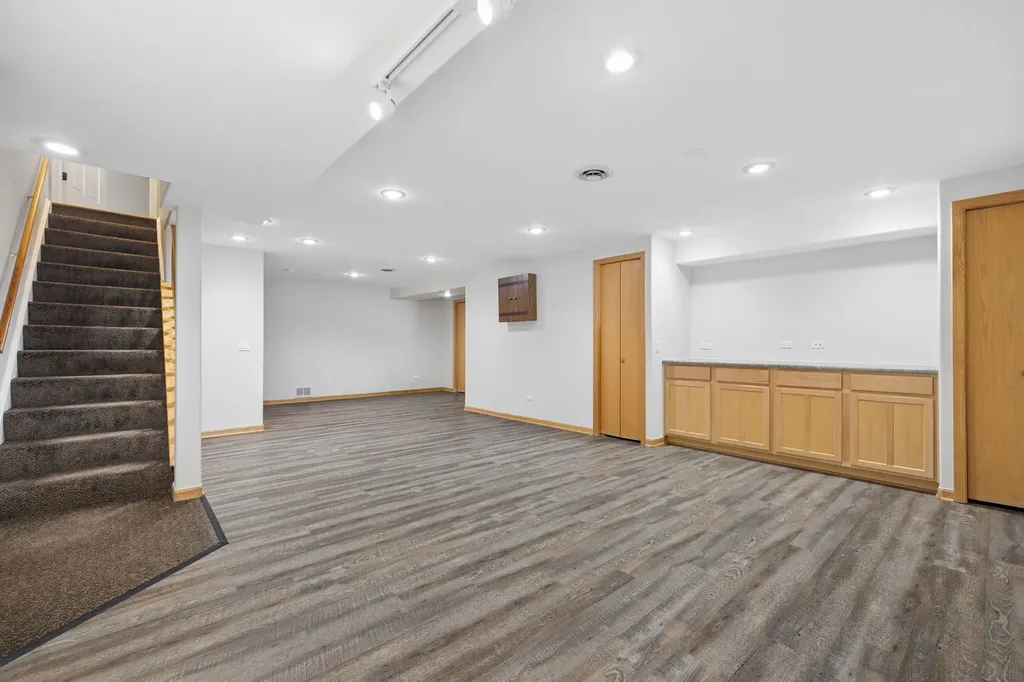 5401 Challen Place Downers Grove IL 60515