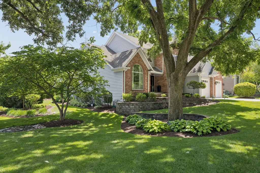 5401 Challen Place Downers Grove IL 60515