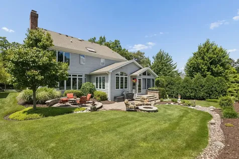 5401 Challen Place Downers Grove IL 60515