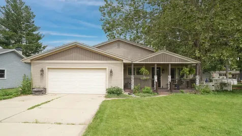 1004 South Division Street Mahomet IL 61853