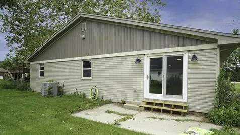 1004 South Division Street Mahomet IL 61853