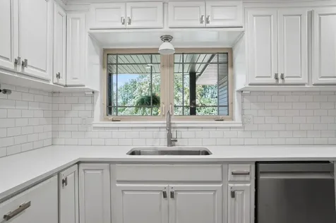 1004 South Division Street Mahomet IL 61853