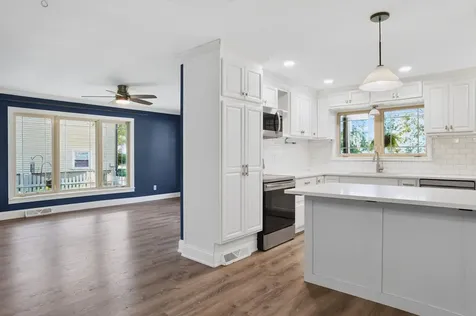 1004 South Division Street Mahomet IL 61853