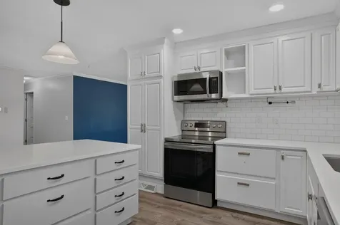 1004 South Division Street Mahomet IL 61853