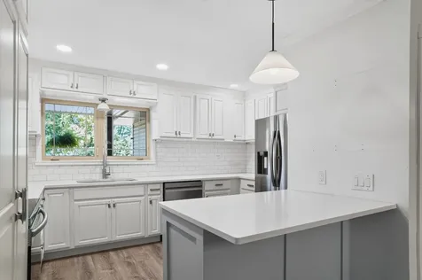 1004 South Division Street Mahomet IL 61853