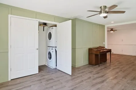 1004 South Division Street Mahomet IL 61853