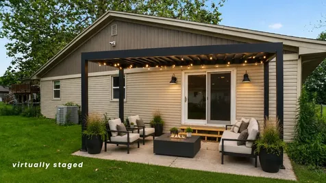 1004 South Division Street Mahomet IL 61853