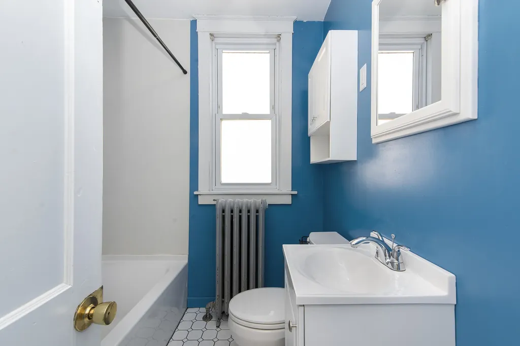 2837 North Central Park Avenue Chicago IL 60618