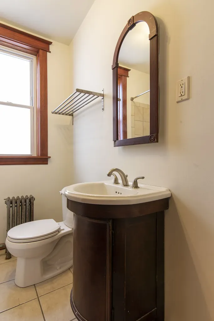2837 North Central Park Avenue Chicago IL 60618