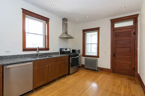 2837 North Central Park Avenue Chicago IL 60618