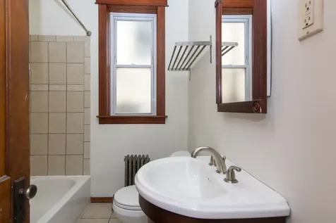 2837 North Central Park Avenue Chicago IL 60618