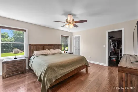 2116 North Pebble Drive Mchenry IL 60051