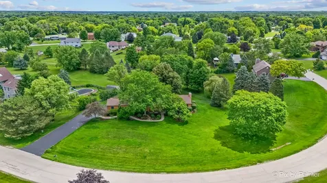2116 North Pebble Drive Mchenry IL 60051