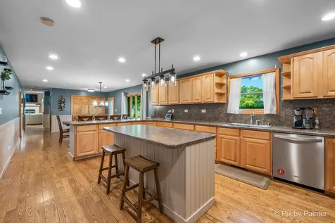 2116 North Pebble Drive Mchenry IL 60051