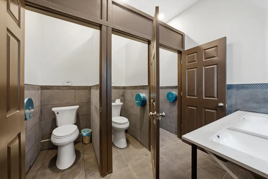 2548 West 59th Street Chicago IL 60629