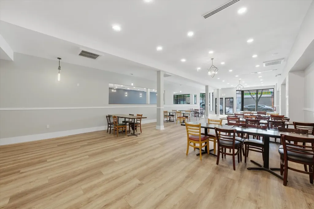 2548 West 59th Street Chicago IL 60629